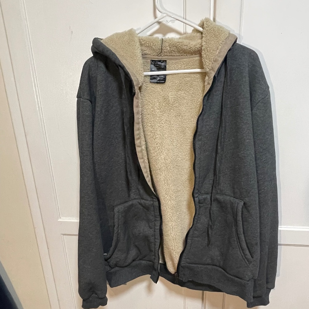 Men’s medium Flygo dark grey zip up jacket